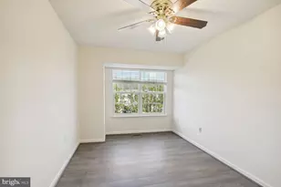 211 Golden Larch Terrace NE, Leesburg, VA 20176 - Photo 11