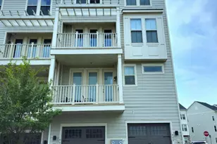 902 California Dr NE, Leesburg, VA 20176 - Photo 17
