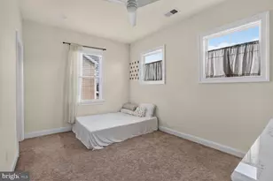 23631 Glenmallie Ct, Aldie, VA 20105 - Photo 13
