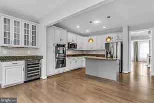 25241 Beach Pl, Chantilly, VA 20152 - Photo 17