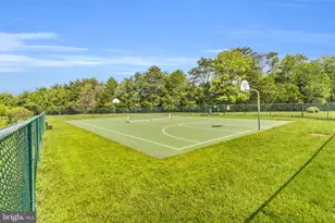 25241 Beach Pl, Chantilly, VA 20152 - Photo 45