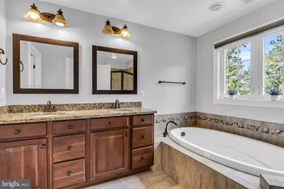 25241 Beach Place, Chantilly, VA 20152 - Photo 31