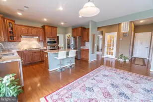 21934 Blackheath Way, Ashburn, VA 20148 - Photo 9
