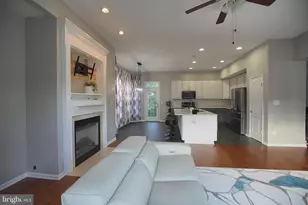 43314 Fullerton St, Ashburn, VA 20147 - Photo 5