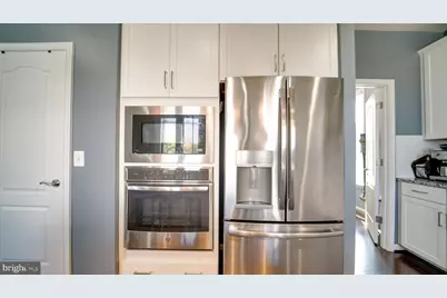 24855 Bradford Forest Drive, Chantilly, VA 20152 - Photo 17