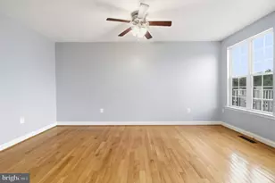 899 Stonefield Square NE, Leesburg, VA 20176 - Photo 11