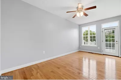 899 Stonefield Square NE, Leesburg, VA 20176 - Photo 9