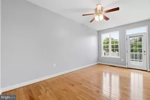 899 Stonefield Square NE, Leesburg, VA 20176 - Photo 9