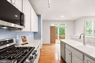 45823 Dominick Terrace, Sterling, VA 20166 - Photo 11