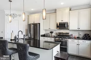 42017 Glade Creek Terrace, Aldie, VA 20105 - Photo 5