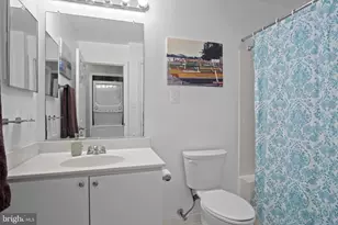 20582 Snowshoe Square, Ashburn, VA 20147 - Photo 19