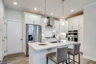43190 Mongold Square, Ashburn, VA 20148 - Photo 5