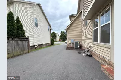 23318 April Mist Place, Brambleton, VA 20148 - Photo 13