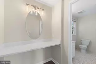 103 N Cameron St, Sterling, VA 20164 - Photo 33