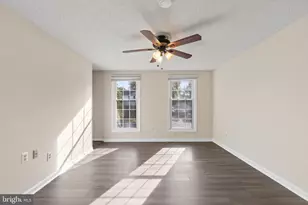 103 N Cameron St, Sterling, VA 20164 - Photo 25