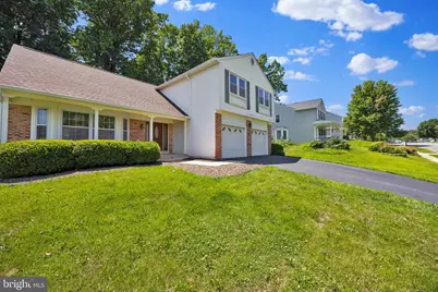 203 Markwood Drive, Sterling, VA 20165 - Photo 5