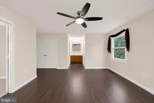 203 Markwood Dr, Sterling, VA 20165 - Photo 23