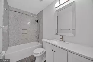 203 Markwood Dr, Sterling, VA 20165 - Photo 33