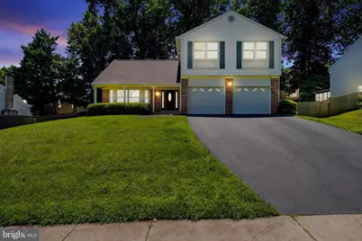 203 Markwood Drive, Sterling, VA 20165 - Photo 3