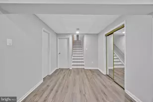 203 Markwood Dr, Sterling, VA 20165 - Photo 39