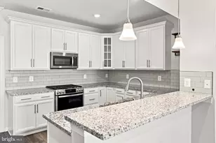 20704 Wood Quay Dr, Sterling, VA 20166 - Photo 7