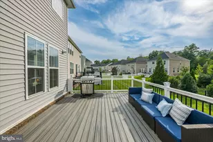 22799 Trailing Rose Ct, Brambleton, VA 20148 - Photo 35