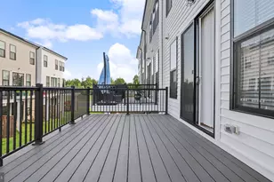 43595 Farringdon Sq, Broadlands, VA 20148 - Photo 37