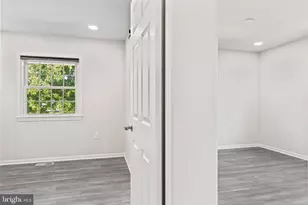 101 Williamsburg Rd, Sterling, VA 20164 - Photo 25