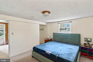 101 Williamsburg Rd, Sterling, VA 20164 - Photo 29