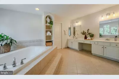 17301 Roundmont Place, Round Hill, VA 20141 - Photo 37