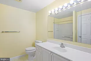 19365 Cypress Ridge Terrace, Leesburg, VA 20176 - Photo 23