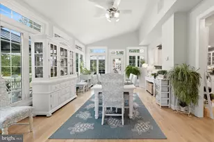 25817 Planting Field Dr, Chantilly, VA 20152 - Photo 15