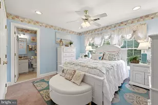 25817 Planting Field Dr, Chantilly, VA 20152 - Photo 19