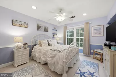 25817 Planting Field Drive, Chantilly, VA 20152 - Photo 21