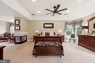 25817 Planting Field Dr, Chantilly, VA 20152 - Photo 25