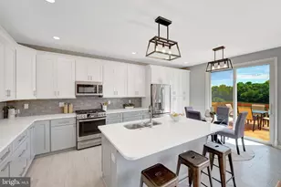 43975 Lords Valley Terrace, Ashburn, VA 20147 - Photo 17