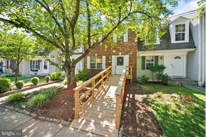 10 Redlin, Sterling, VA 20165 - Photo 1