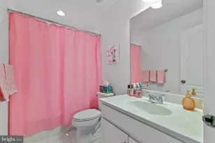 22630 Cambridgeport Square, Ashburn, VA 20148 - Photo 17
