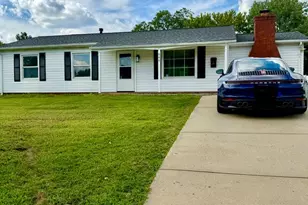 606 W Beech Road W, Sterling, VA 20164 - Photo 5