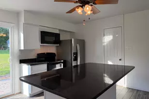 606 W Beech Road W, Sterling, VA 20164 - Photo 17