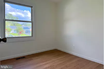 606 W Beech Road W, Sterling, VA 20164 - Photo 25
