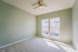 42677 Wardlaw Terrace, Ashburn, VA 20147 - Photo 23