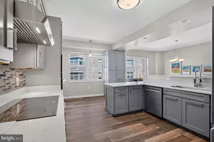 19360 Magnolia Grove Square, Leesburg, VA 20176 - Photo 3