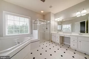42988 Mill Race Terrace, Leesburg, VA 20176 - Photo 25