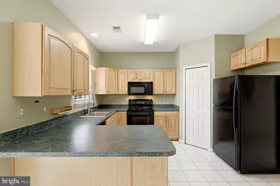 251 Golden Larch Terrace NE, Leesburg, VA 20176 - Photo 5