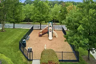 19201 Winmeade Dr, Leesburg, VA 20176 - Photo 51