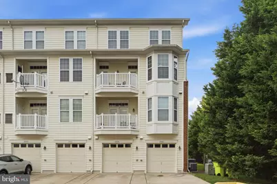 19201 Winmeade Drive, Leesburg, VA 20176 - Photo 3
