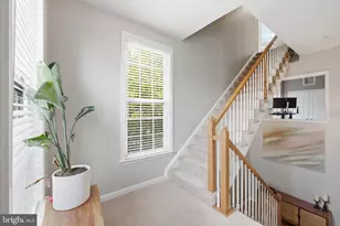 19201 Winmeade Dr, Leesburg, VA 20176 - Photo 9