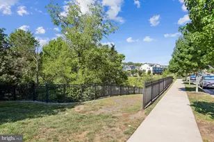 1512 Ribbon Limestone Terrace SE, Leesburg, VA 20175 - Photo 63