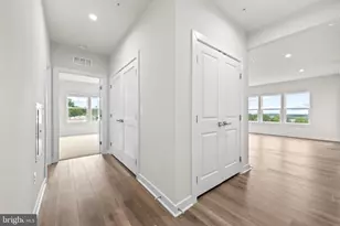 46270 Mount Allen Ter, Sterling, VA 20164 - Photo 3